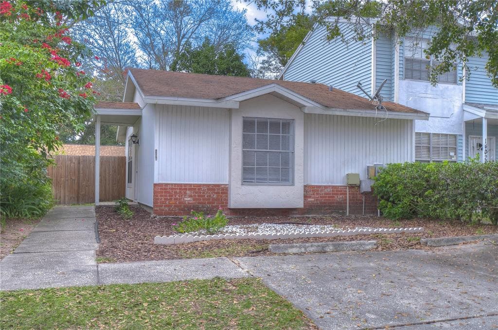 14026 LEMON VALLEY PLACE TAMPA, FL 33625