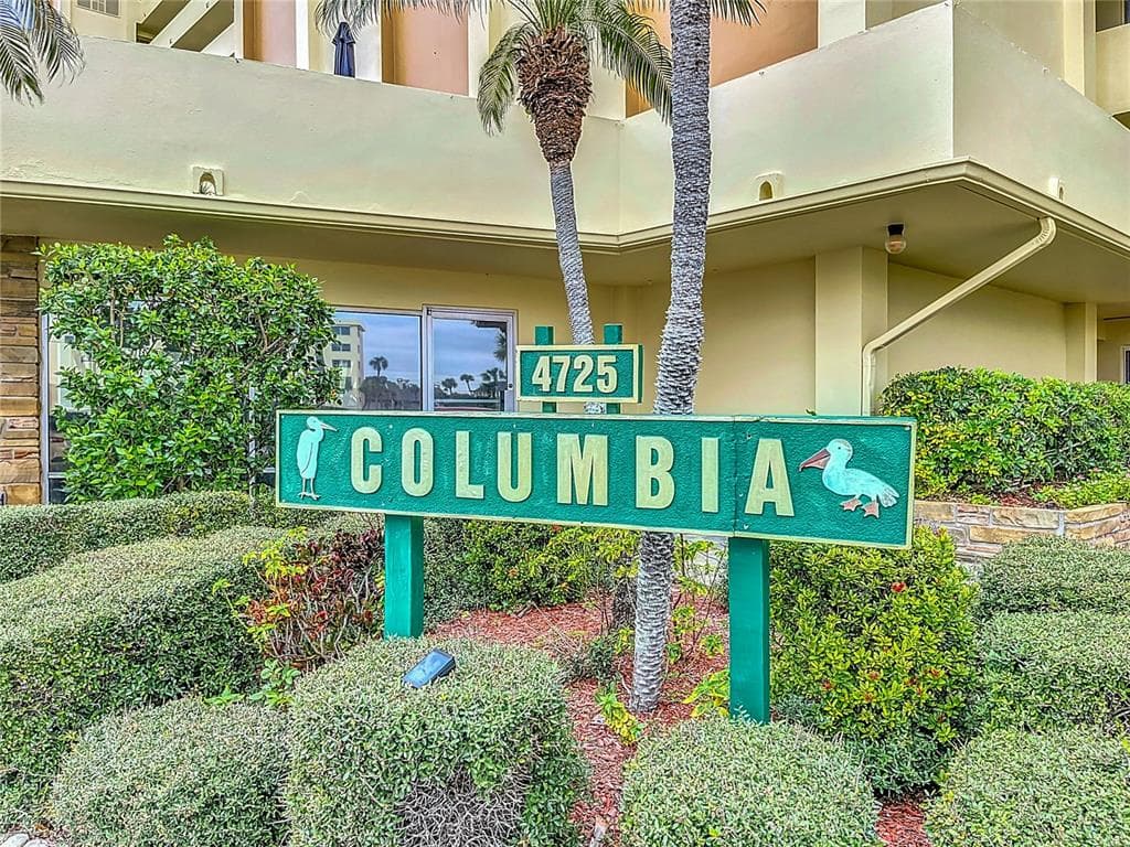 4725 COVE CIRCLE UNIT 801 ST PETERSBURG, FL 33708