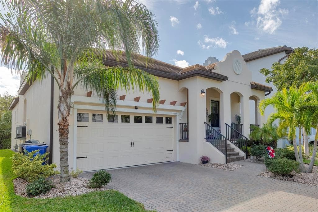 1023 SEAGRAPE DRIVE RUSKIN, FL 33570