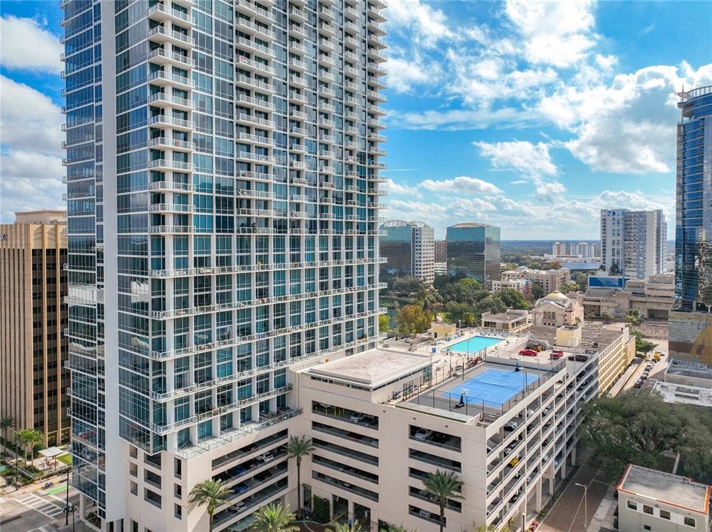 150 E ROBINSON STREET UNIT 626 ORLANDO, FL 32801