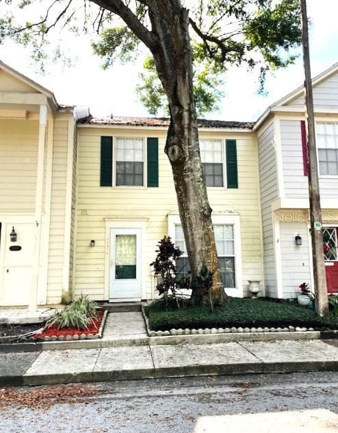 13974 FLETCHERS MILL DRIVE TAMPA, FL 33613