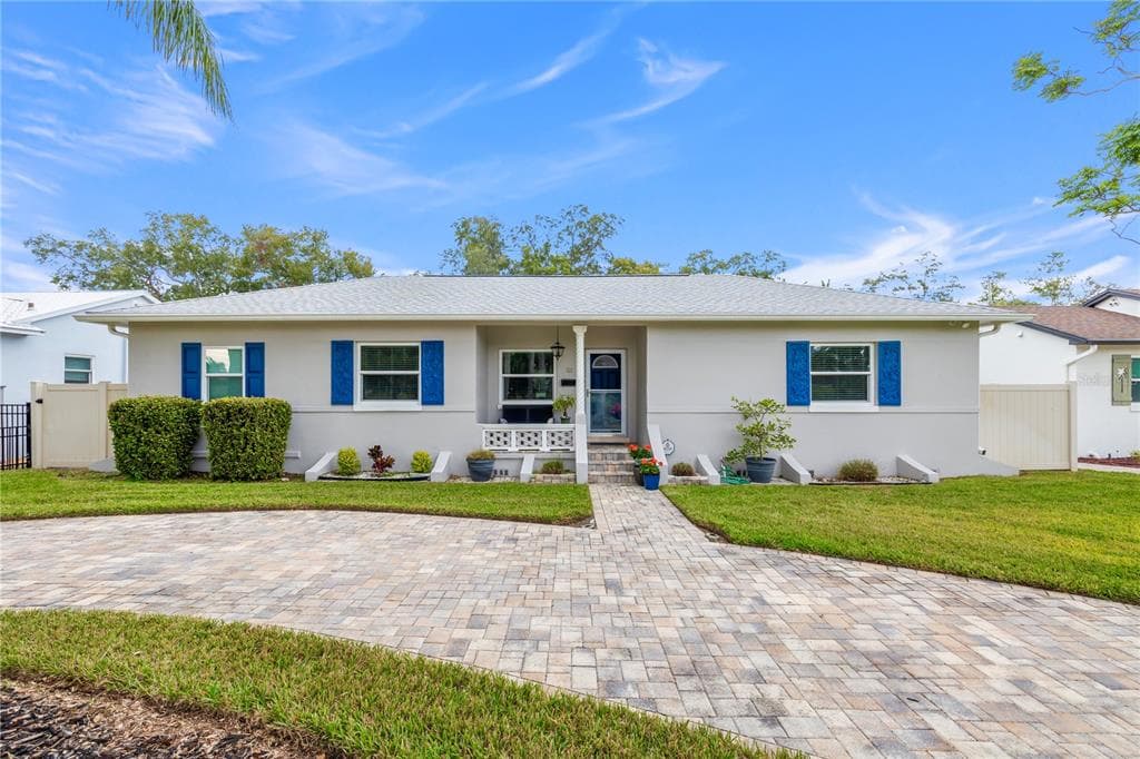 523 34TH AVENUE NE ST PETERSBURG, FL 33704