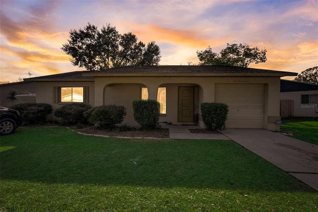 424 BONNIE VIEW DRIVE VALRICO, FL 33594