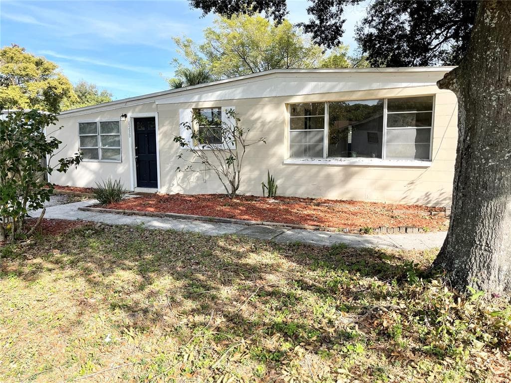 6238 S GRADY AVENUE TAMPA, FL 33616