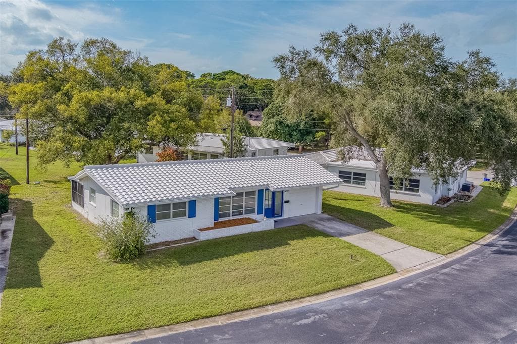 14184 88TH AVENUE SEMINOLE, FL 33776