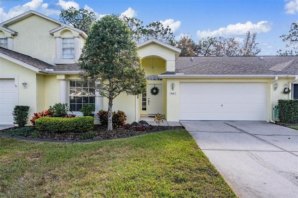 7447 MOORGATE COURT NEW PORT RICHEY, FL 34654