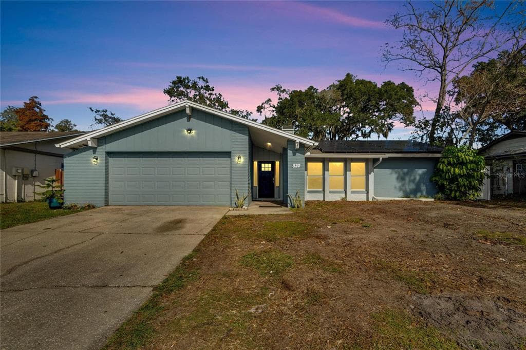 822 PEBBLEWOOD DRIVE BRANDON, FL 33511