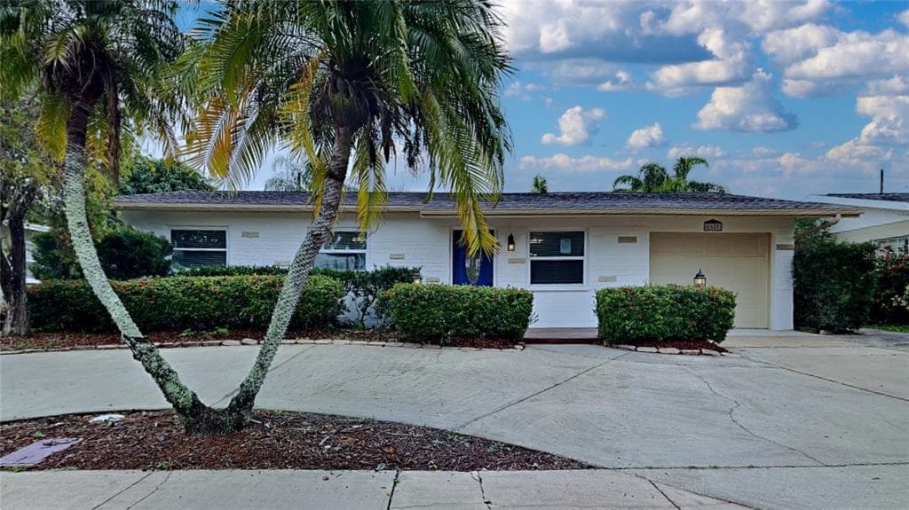 5550 98TH AVENUE N PINELLAS PARK, FL 33782