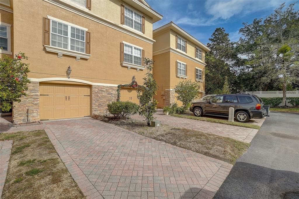 5035 E BLUE RUNNER COURT S NEW PORT RICHEY, FL 34652