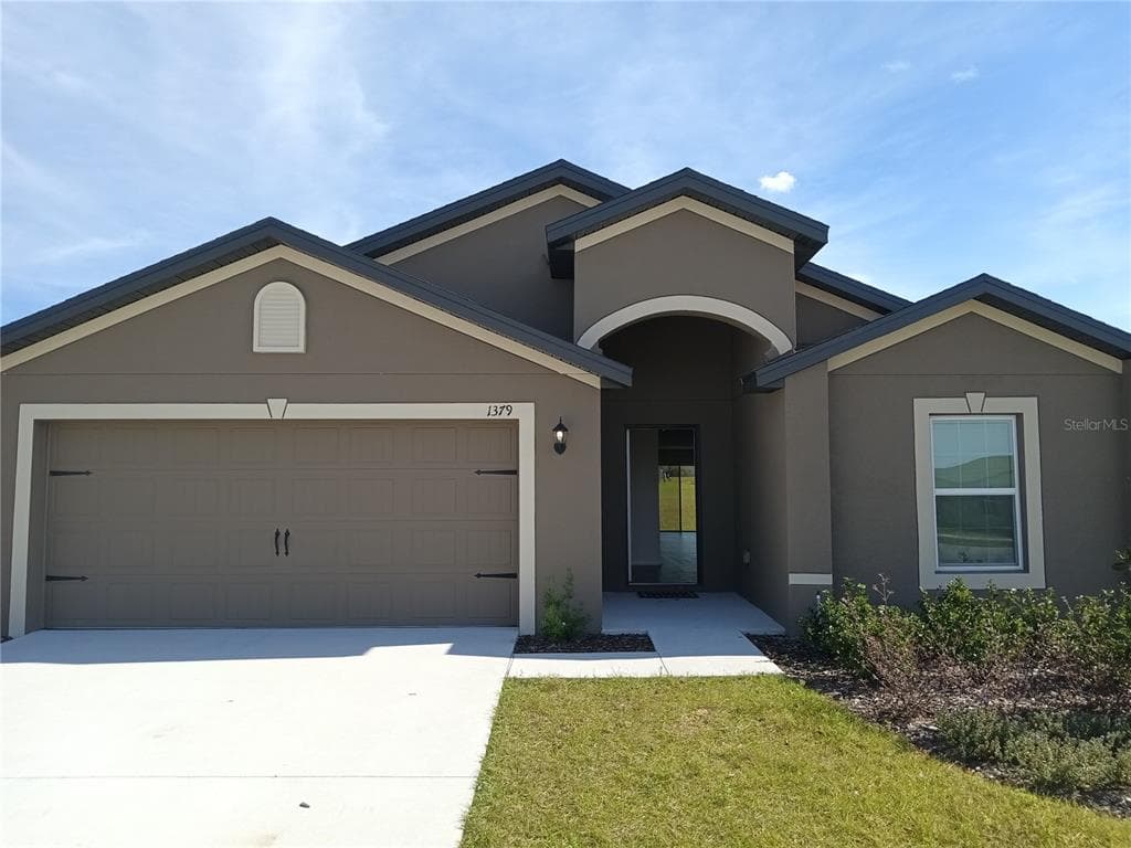 1379 SWAN LAKE CIRCLE DUNDEE, FL 33838