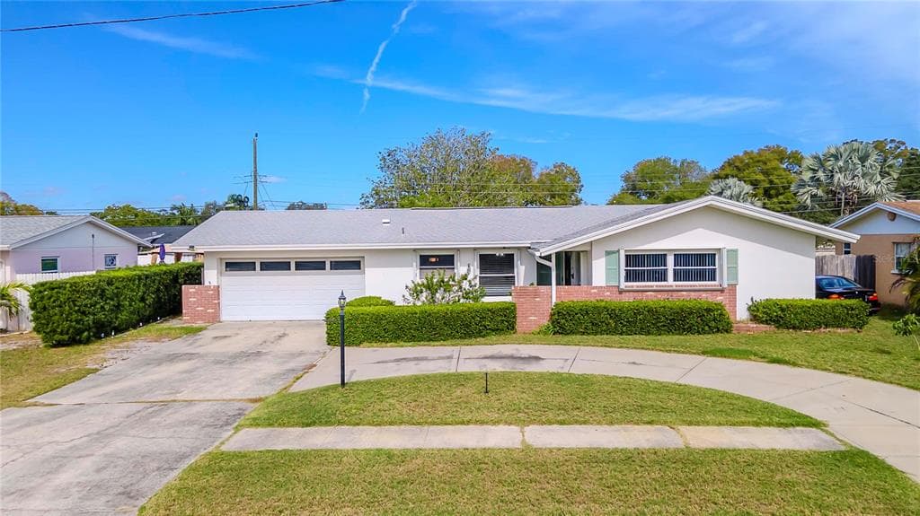 6129 26TH AVENUE N ST PETERSBURG, FL 33710