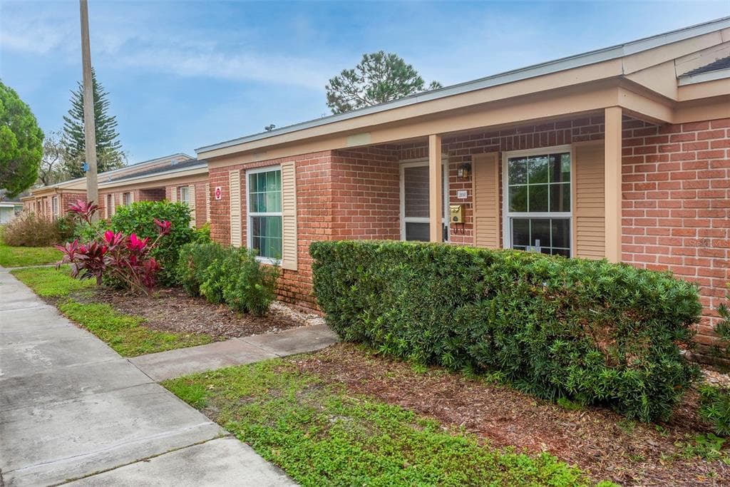 1030 83RD TERRACE N UNIT 1 ST PETERSBURG, FL 33702