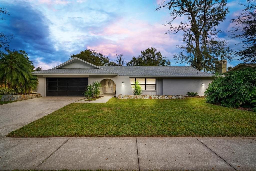 2706 HERNDON STREET VALRICO, FL 33596