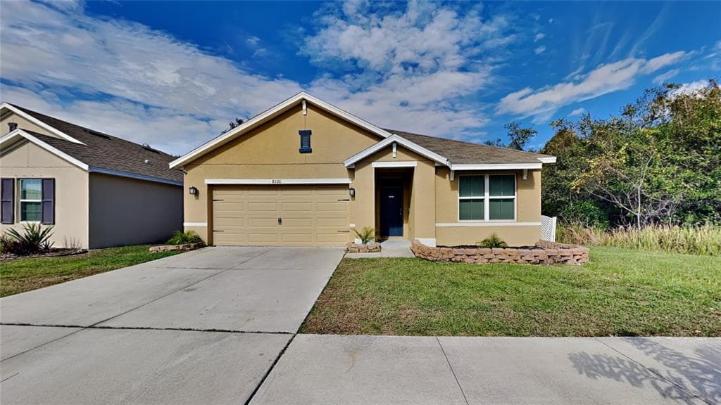 8220 HARWICH PORT LANE GIBSONTON, FL 33534