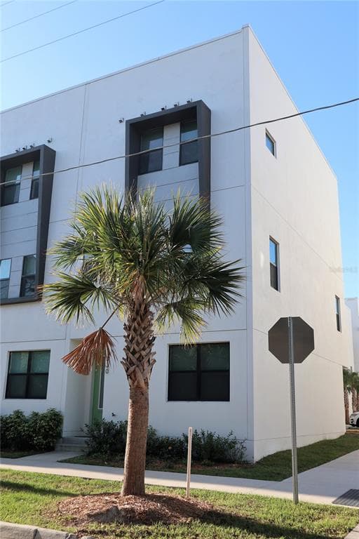 1330 W GRAY STREET UNIT 6 TAMPA, FL 33606