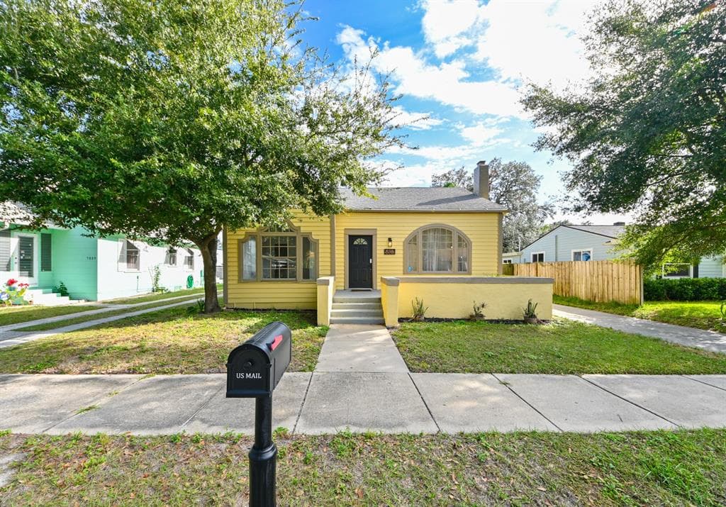 5807 N MIAMI PLACE TAMPA, FL 33604