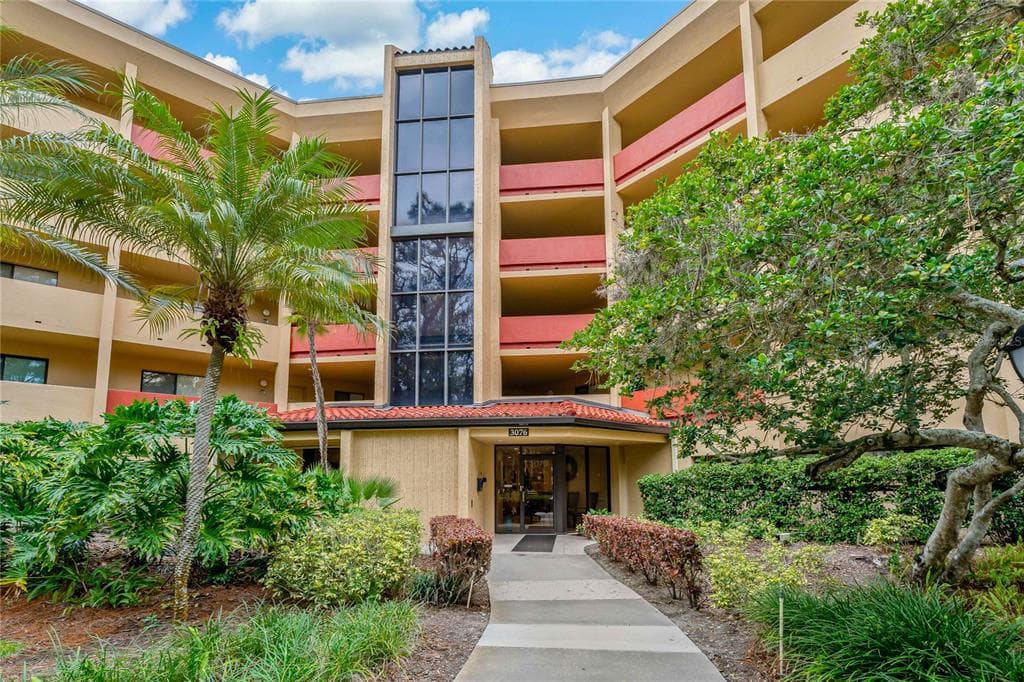 3076 EASTLAND BOULEVARD UNIT 312 CLEARWATER, FL 33761