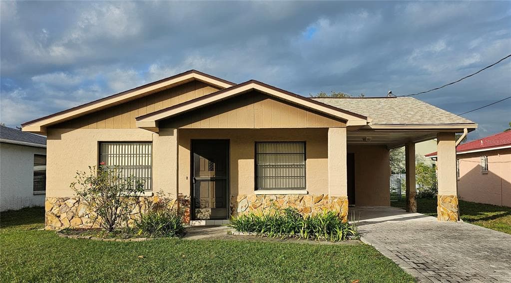 2905 W COLLINS STREET TAMPA, FL 33607