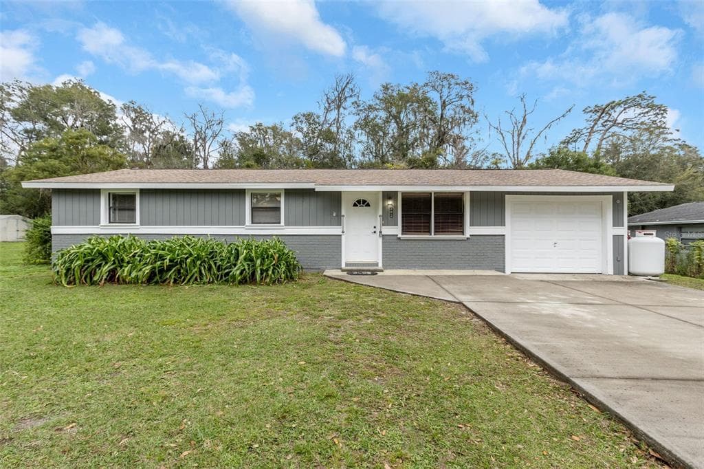 302 MIDWOOD DRIVE PLANT CITY, FL 33566