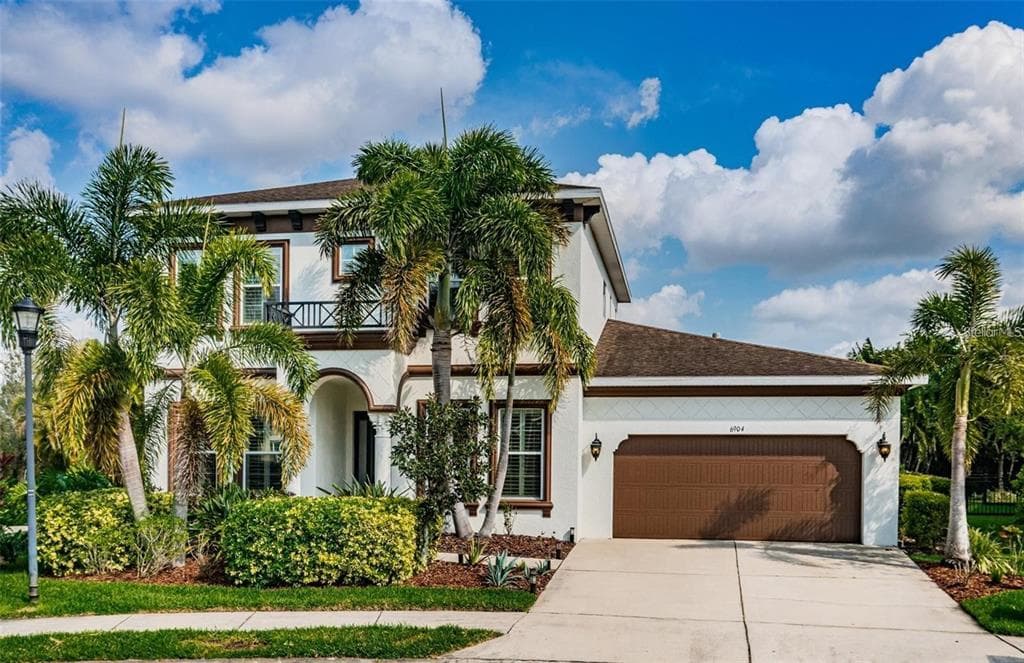 6904 COVINGTON STONE AVENUE APOLLO BEACH, FL 33572