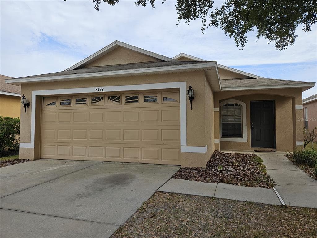 8432 DEER CHASE DRIVE RIVERVIEW, FL 33578