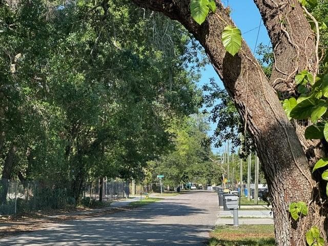 8328 W HANNA AVENUE TAMPA, FL 33615