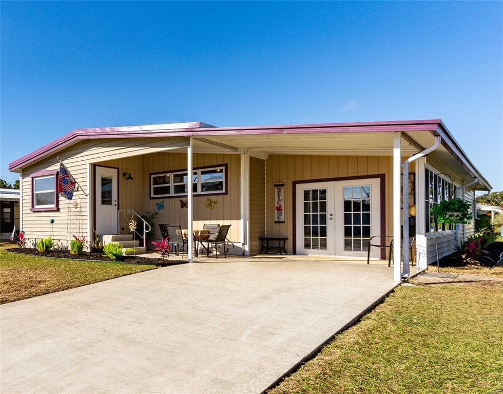 36749 STRAND DRIVE ZEPHYRHILLS, FL 33542