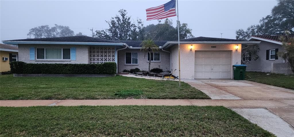 1661 ARBOR DRIVE