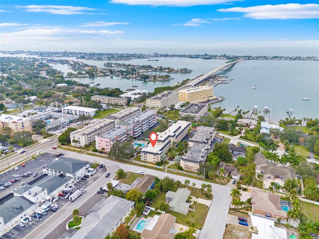 147 BLUFF VIEW DRIVE UNIT 101 BELLEAIR BLUFFS, FL 33770