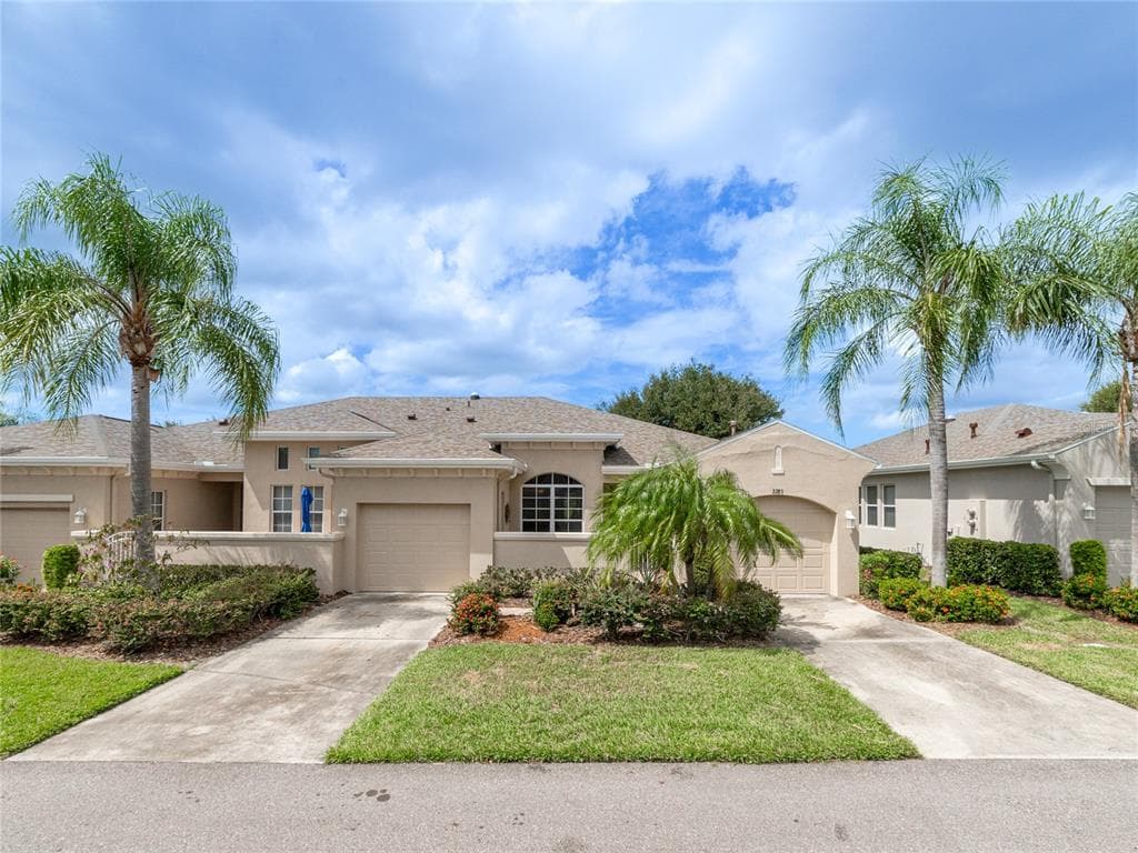 2283 SIFIELD GREENS WAY UNIT 99 SUN CITY CENTER, FL 33573