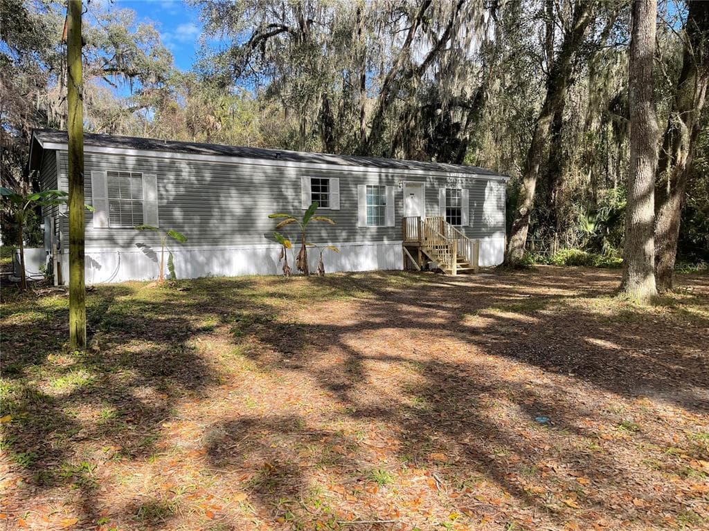 2338 CR 412 LAKE PANASOFFKEE, FL 33538