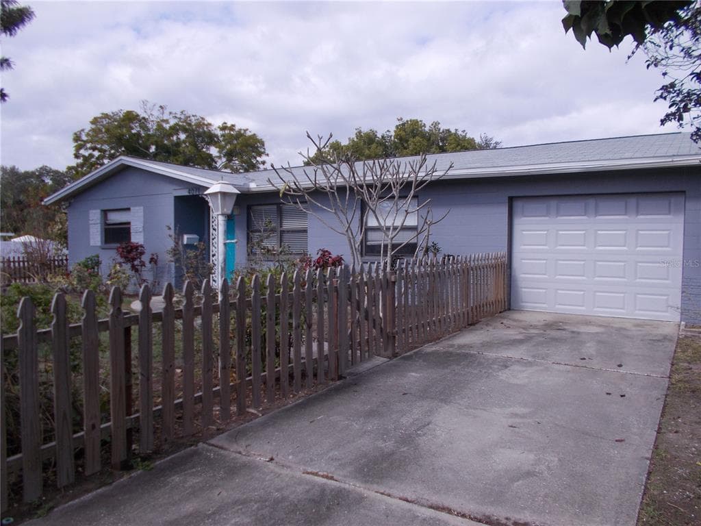 4071 34TH AVENUE N ST PETERSBURG, FL 33713