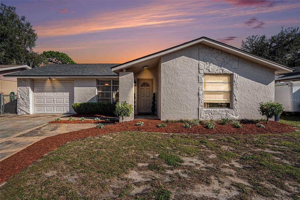 4304 CRESTWOOD BOULEVARD NEW PORT RICHEY, FL 34653