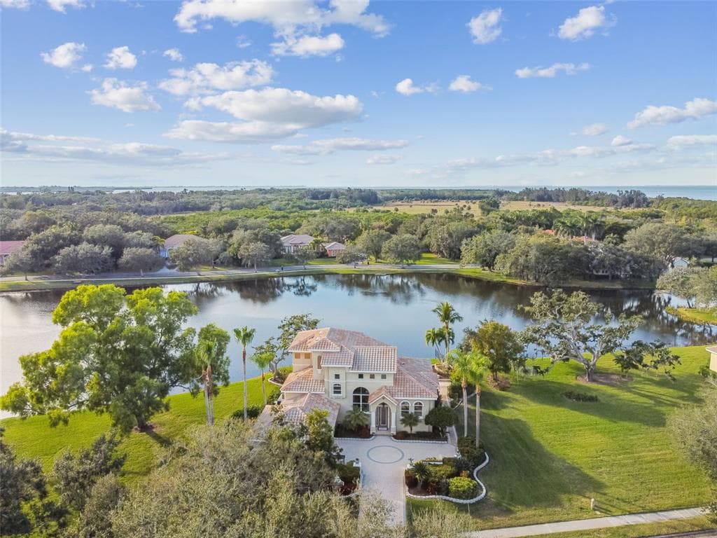1721 AMBERWYND CIRCLE W PALMETTO, FL 34221