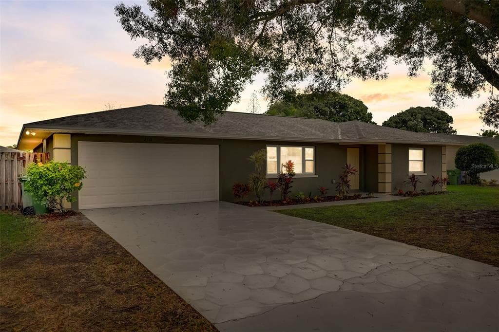 2315 35TH STREET W BRADENTON, FL 34205