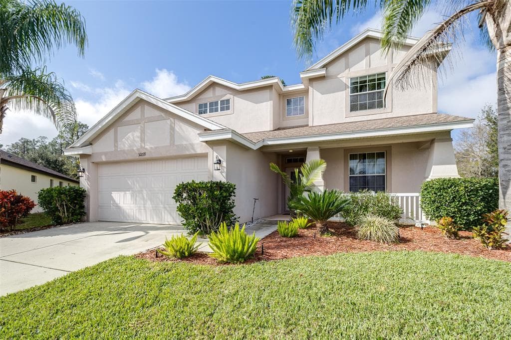 32018 GARDEN ALCOVE LOOP WESLEY CHAPEL, FL 33545