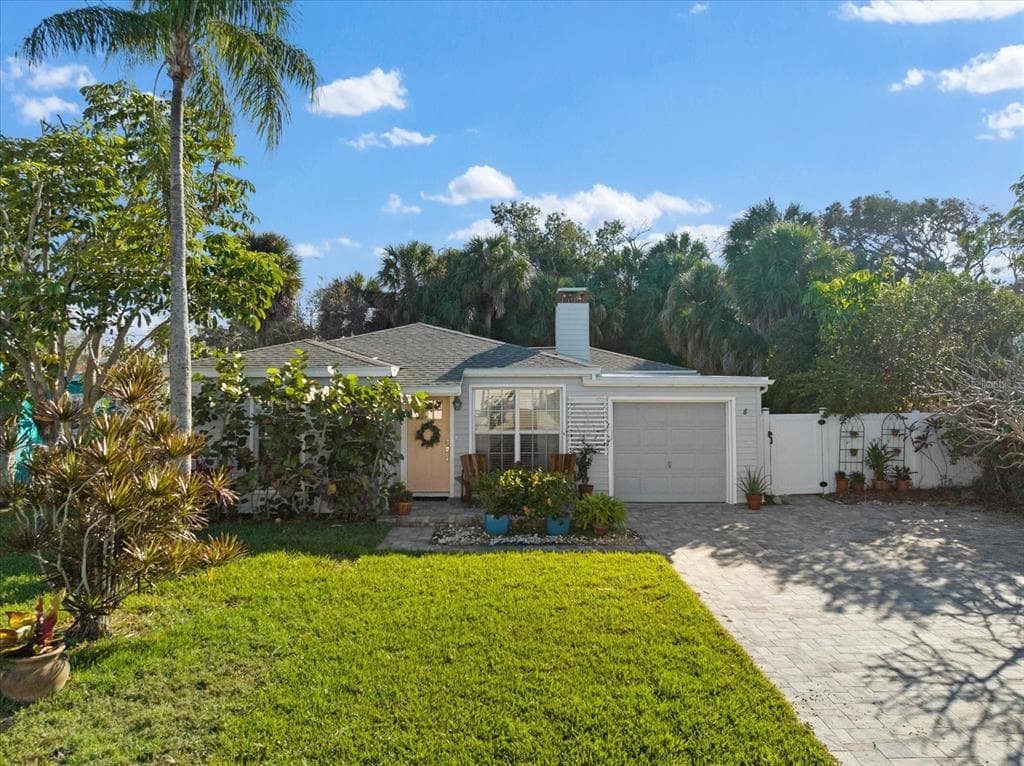 106 3RD STREET BELLEAIR BEACH, FL 33786