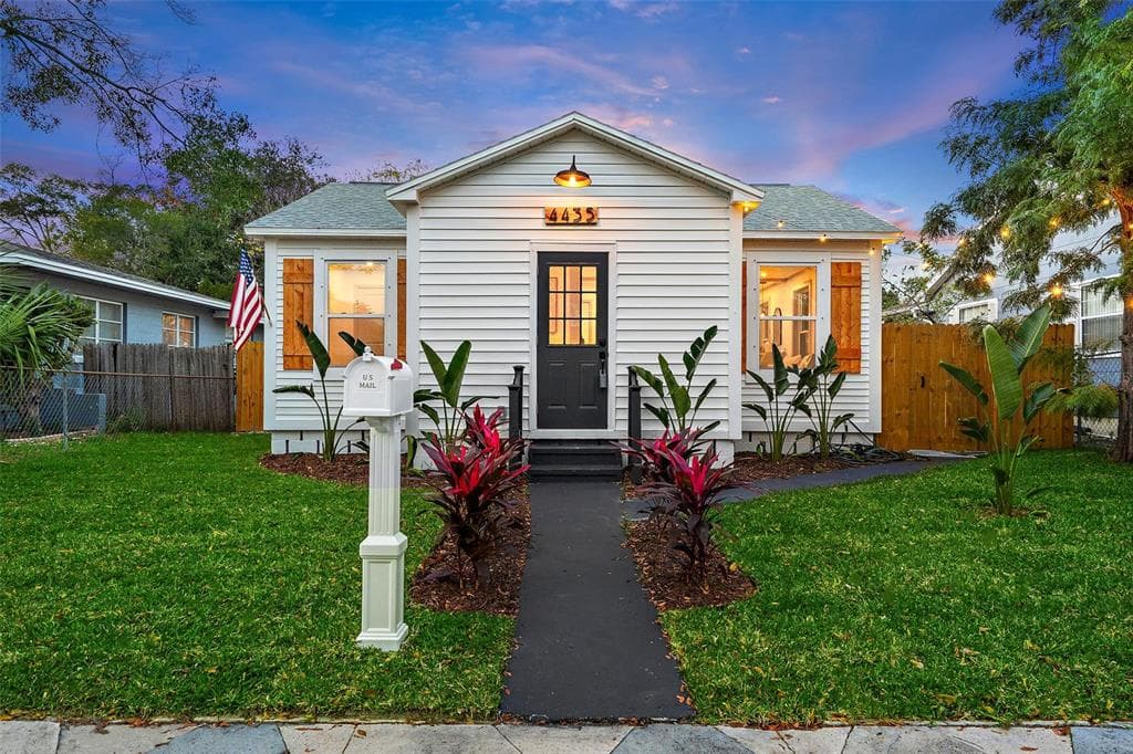 4435 3RD AVENUE S ST PETERSBURG, FL 33711