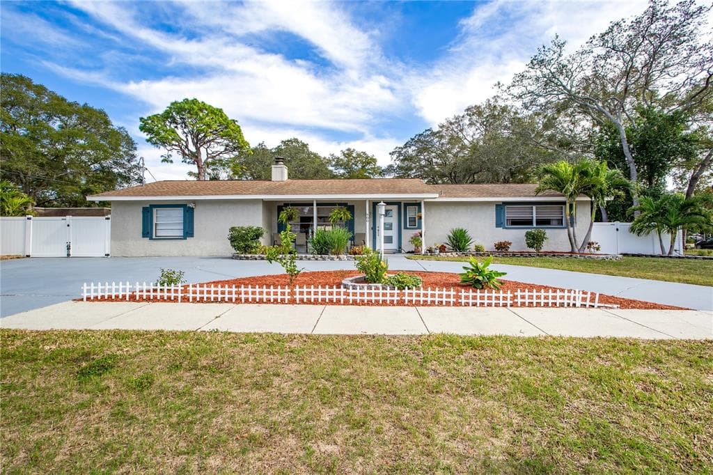 900 15TH STREET PALM HARBOR, FL 34683