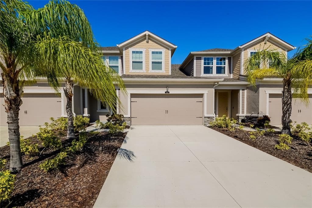 5725 SILVERBRIDGE TRAIL BRADENTON, FL 34211