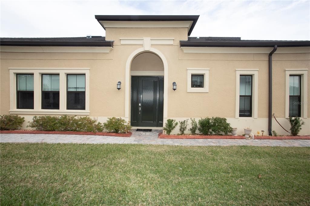 4325 BARLETTA COURT WESLEY CHAPEL, FL 33543