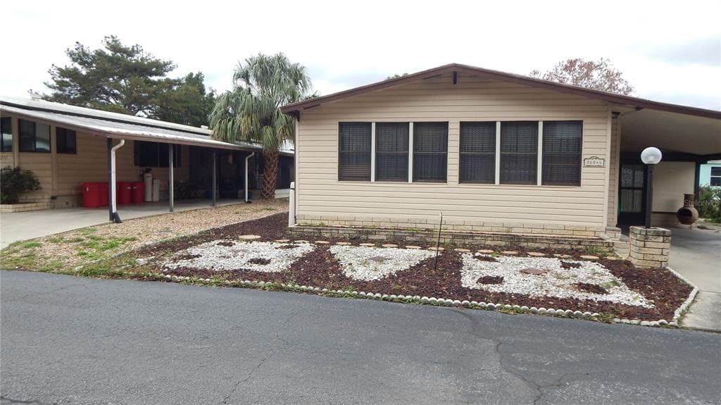 36046 ASTER AVENUE ZEPHYRHILLS, FL 33541
