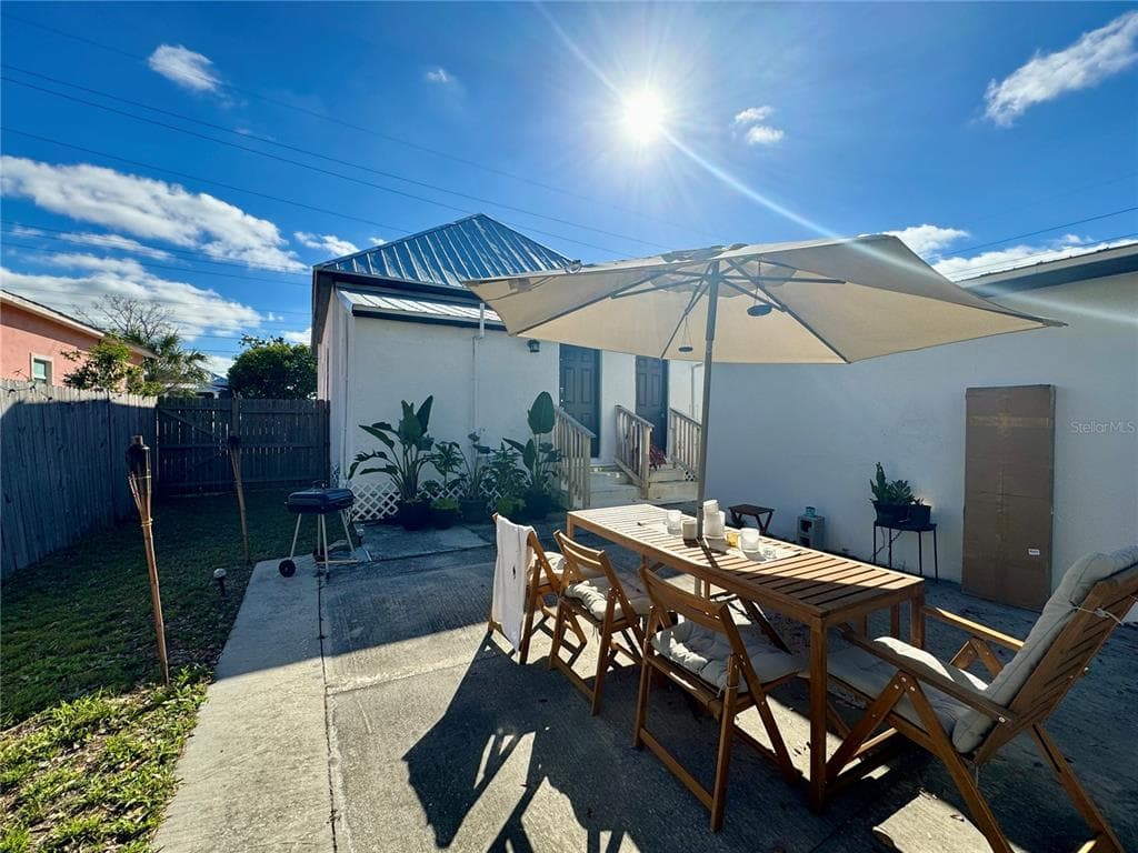 2406 E CLARK STREET UNIT C TAMPA, FL 33605