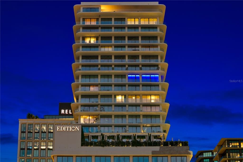 1000 WATER STREET UNIT 1201 TAMPA, FL 33602