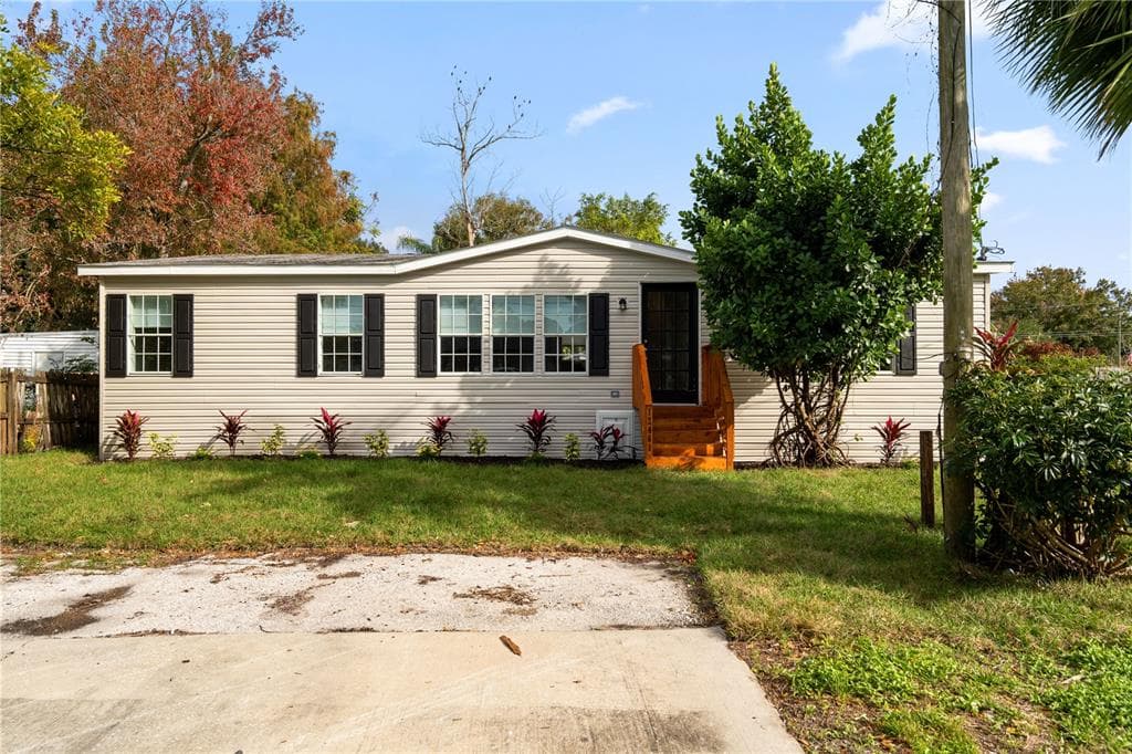 12461 TREE STREET LARGO, FL 33773