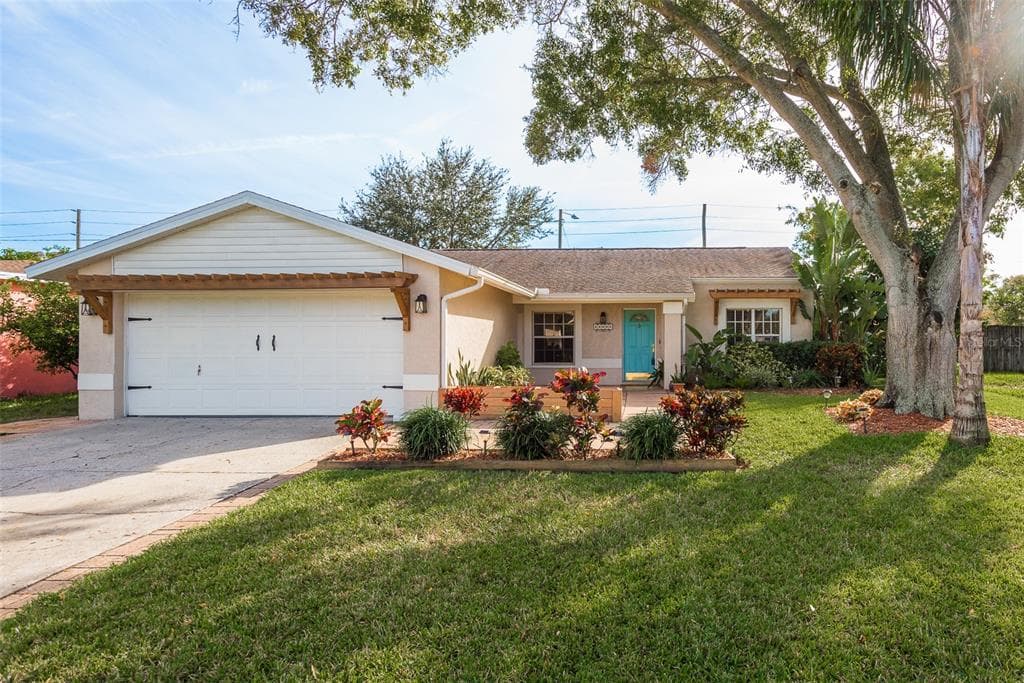 1909 HASTINGS LANE CLEARWATER, FL 33763