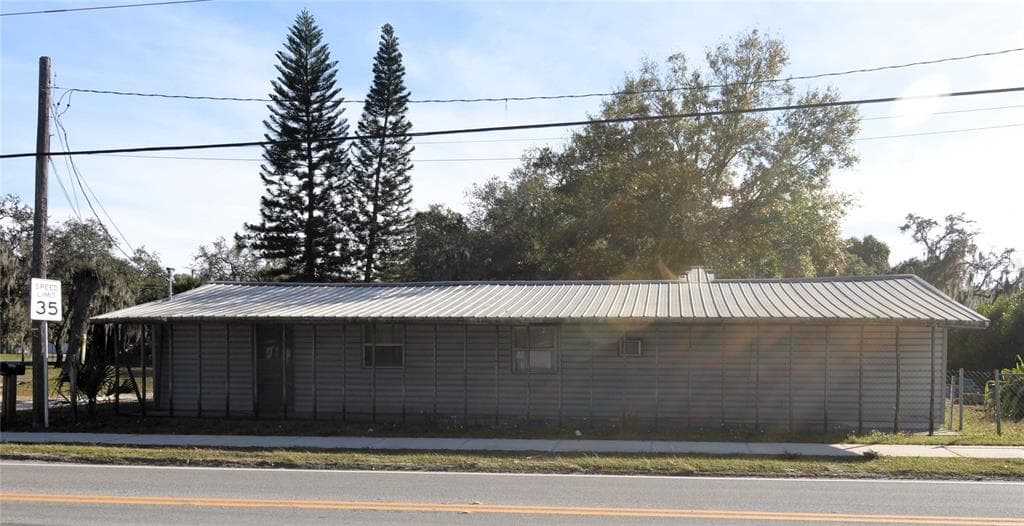 2327 E MAIN STREET LAKELAND, FL 33801