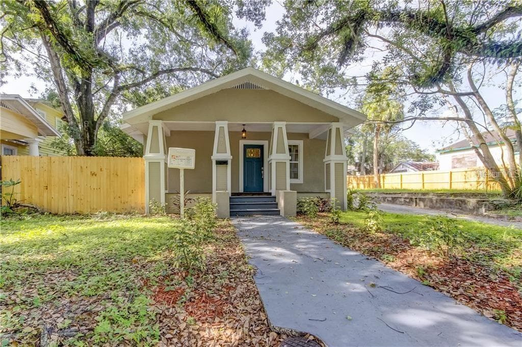 907 E PATTERSON STREET TAMPA, FL 33604