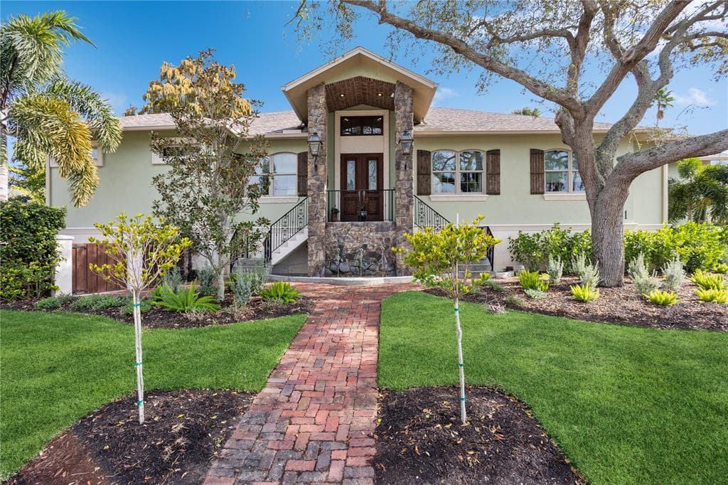 4301 CARSON STREET NE ST PETERSBURG, FL 33703