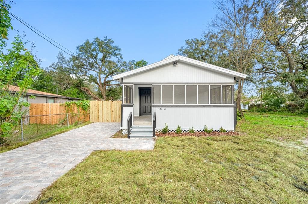 4613 WEBSTER STREET TAMPA, FL 33610